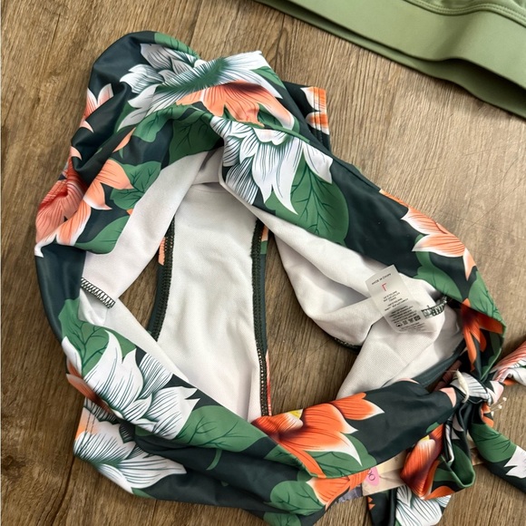 High Waisted Floral Tankini Swimsuit - Picture 5 of 10